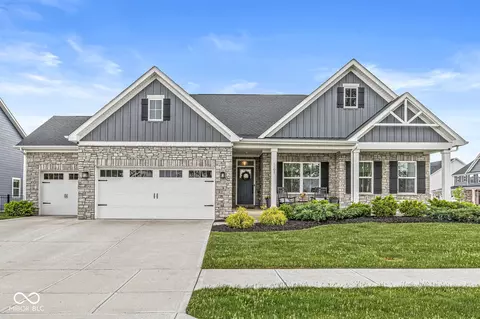 1107 Mccray Ln, Westfield, IN 46074