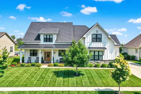 6882 Bladstone Rd, Noblesville, IN 46062