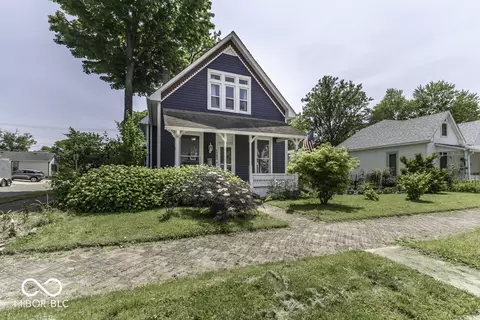 1393 Wayne St, Noblesville, IN 46060