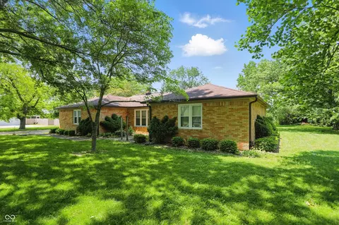 1914 S Avon Ave, Avon, IN 46123