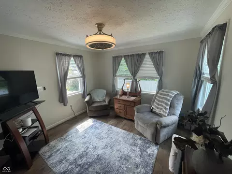 304 E Wayne St, Spencer, IN 47460 photo 5