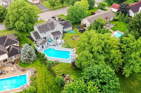 164 Wellington Pkwy, Noblesville, IN 46060