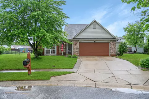 4442 Victory Cir, Indianapolis, IN 46203