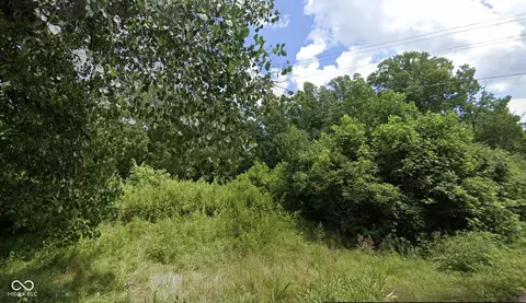 4721 Turkey Track Rd, Martinsville, IN 46151