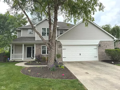 1378 Runningbrook Dr, Avon, IN 46123