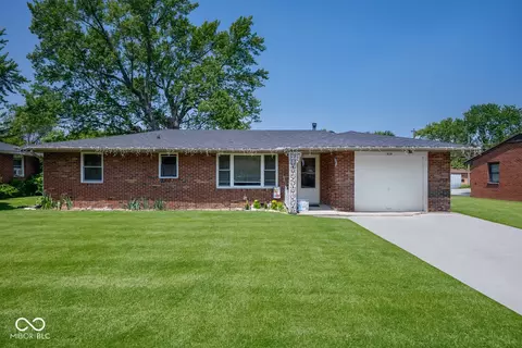 614 Belzer Dr, Anderson, IN 46011