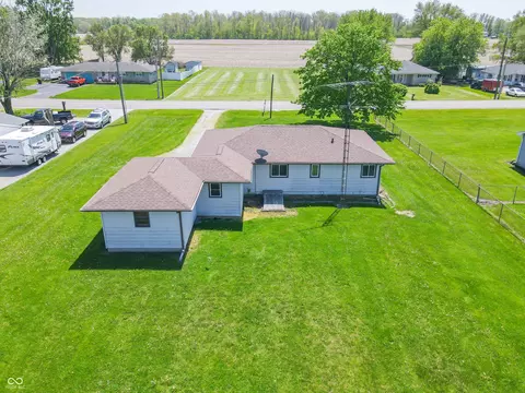 3168 E Brown Rd, New Castle, IN 47362 photo 3