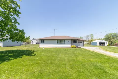 3168 E Brown Rd, New Castle, IN 47362 photo 2