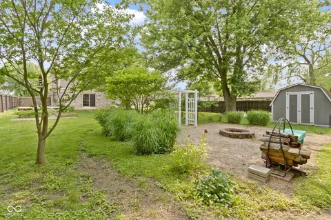 4718 Dancer Dr, Indianapolis, IN 46237 photo 35