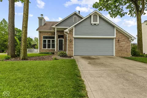 6518 Springview Dr, Avon, IN 46123