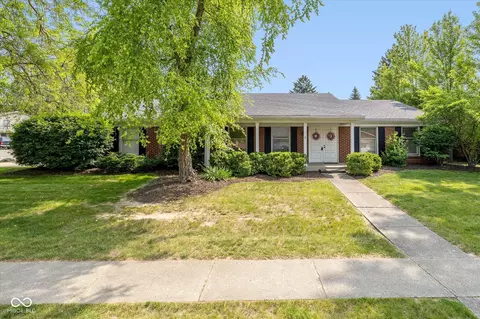 311 Thornberry Dr, Carmel, IN 46032
