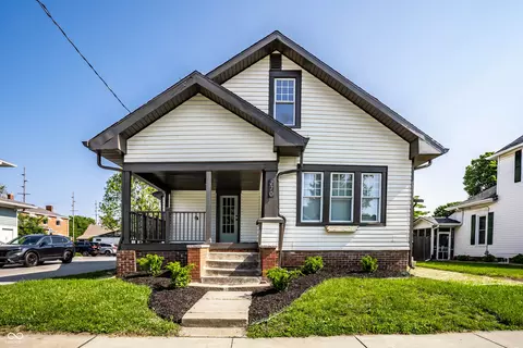 270 W Broadway St, Greenwood, IN 46142
