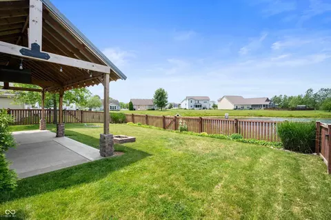 1412 Huntzinger Blvd, Pendleton, IN 46064 photo 23