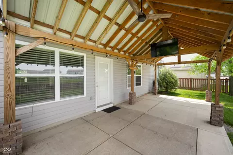 1412 Huntzinger Blvd, Pendleton, IN 46064 photo 22