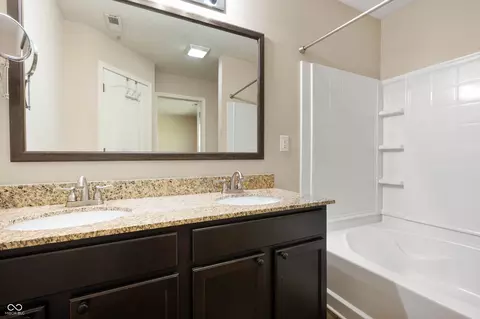 1412 Huntzinger Blvd, Pendleton, IN 46064 photo 12