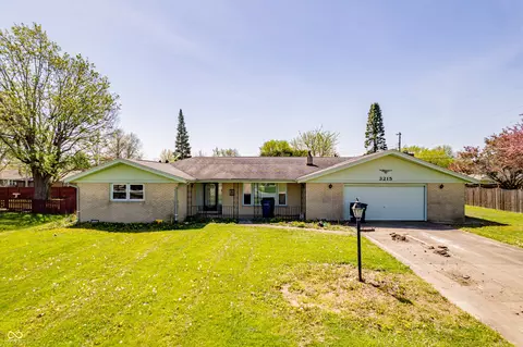 3215 E 10th St, Anderson, IN 46012