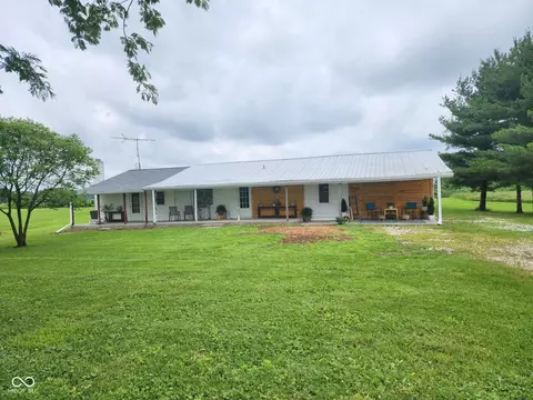 4574 Stonington Rd, Orleans, IN 47452