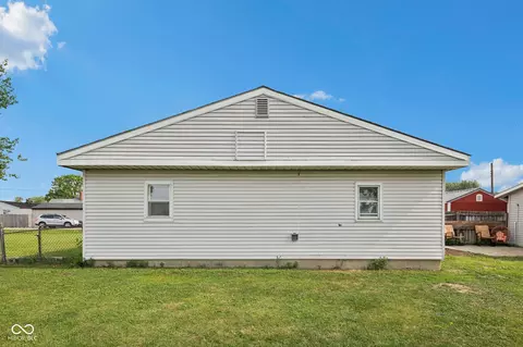 309 New St, Windfall, IN 46076 photo 35