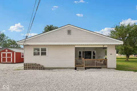 309 New St, Windfall, IN 46076