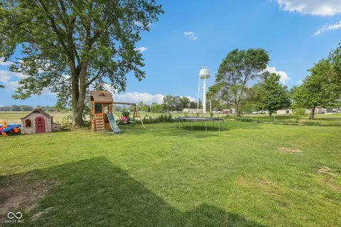 309 New St, Windfall, IN 46076 photo 41