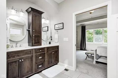 Bath - 6940 Mockernut Ct, Plainfield, IN 46168 photo 1 of 8