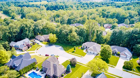 View/Area - 6940 Mockernut Ct, Plainfield, IN 46168 photo 3 of 4
