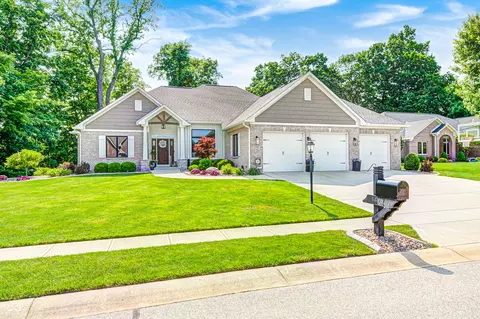 Exterior - 6940 Mockernut Ct, Plainfield, IN 46168 photo 2 of 15