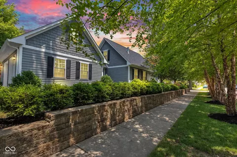 900 W Busby St, Lebanon, IN 46052