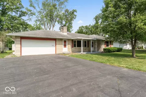 1613 Park Rd, Anderson, IN 46011