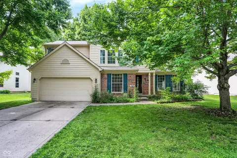 1264 Black Oak Dr, Greenwood, IN 46143