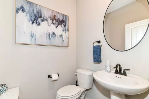 Bath - 8263 Bryce Blvd, Pendleton, IN 46064 photo 1 of 4