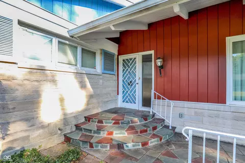 6760 E 9th St, Indianapolis, IN 46219