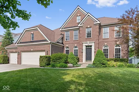 15515 Alameda Pl, Westfield, IN 46074