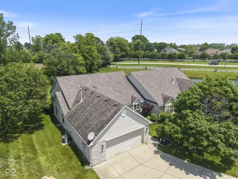 10934 Harness Ct, Indianapolis, IN 46239