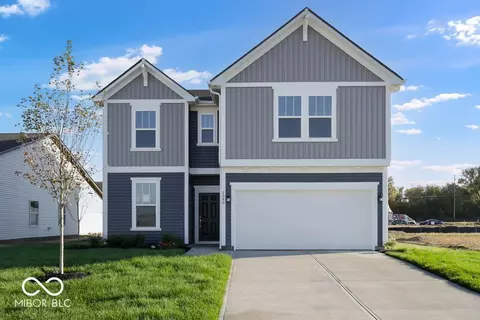 2040 White Oak Ln, Shelbyville, IN 46176