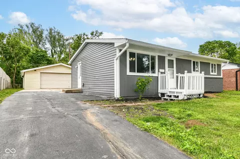 1820 Hemlock Ln, Plainfield, IN 46168