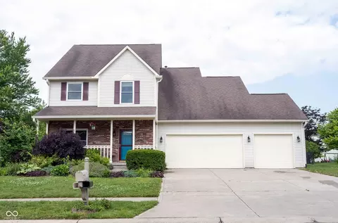 1477 Macintosh Ct, Avon, IN 46123