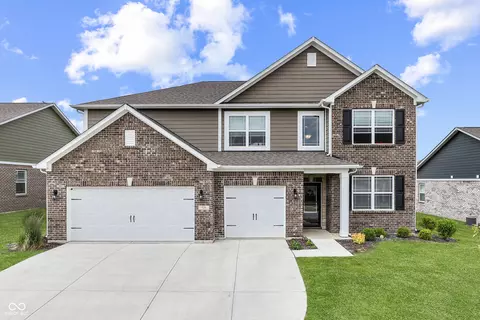 928 Ridge Rock Ln, Bargersville, IN 46106