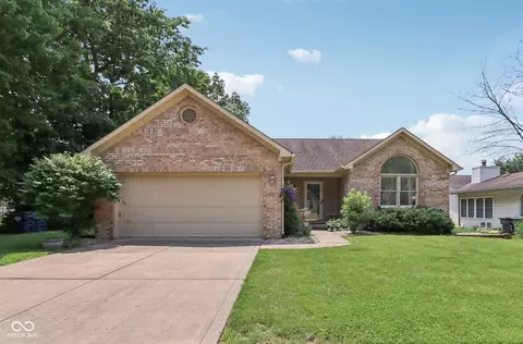 1311 Old Hickory Dr, Greenwood, IN 46142