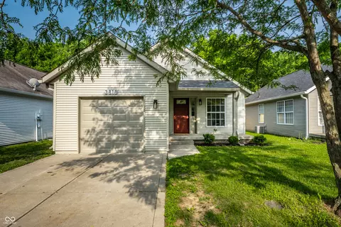 3818 Fetlock Dr, Indianapolis, IN 46227