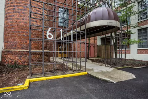 611 N Park Ave #104, Indianapolis, IN 46204