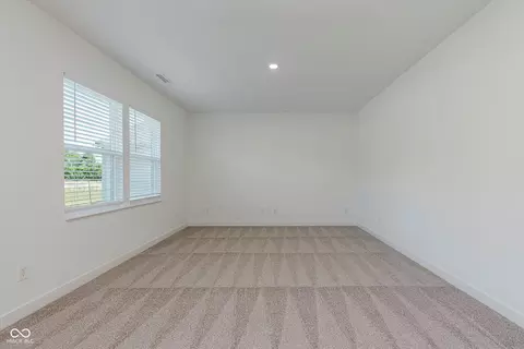 Living - 848 Holmdale Dr, Indianapolis, IN 46239 photo 4 of 5