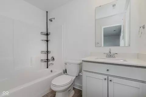 Bath - 848 Holmdale Dr, Indianapolis, IN 46239 photo 1 of 3