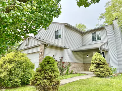 5826 Buck Rill Dr, Indianapolis, IN 46237