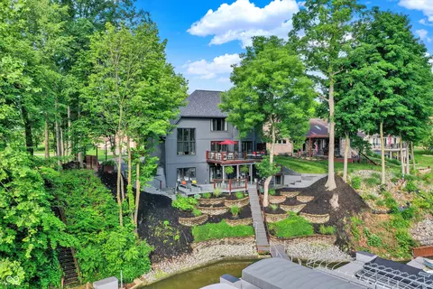 826 N Lanyard Dr, Cicero, IN 46034