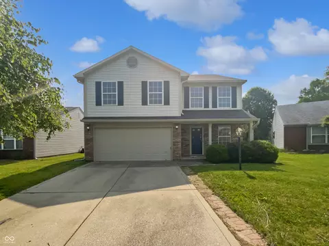 8437 Crosser Dr, Indianapolis, IN 46237
