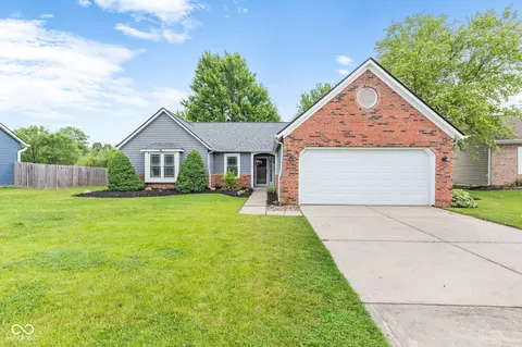 11218 Baycreek Dr, Indianapolis, IN 46236