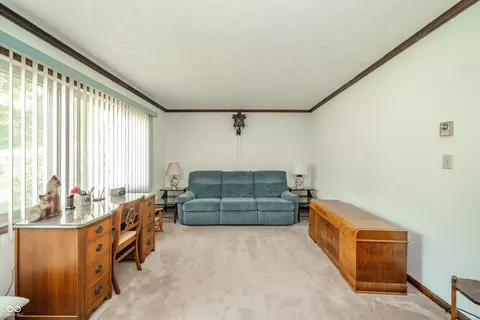 Living - 1111 Pendle Hill Ave, Pendleton, IN 46064 photo 1 of 3