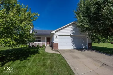 11830 Sand Creek Blvd, Fishers, IN 46037