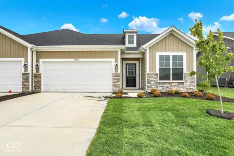 2035 Frost Line Ln, Greenfield, IN 46140
